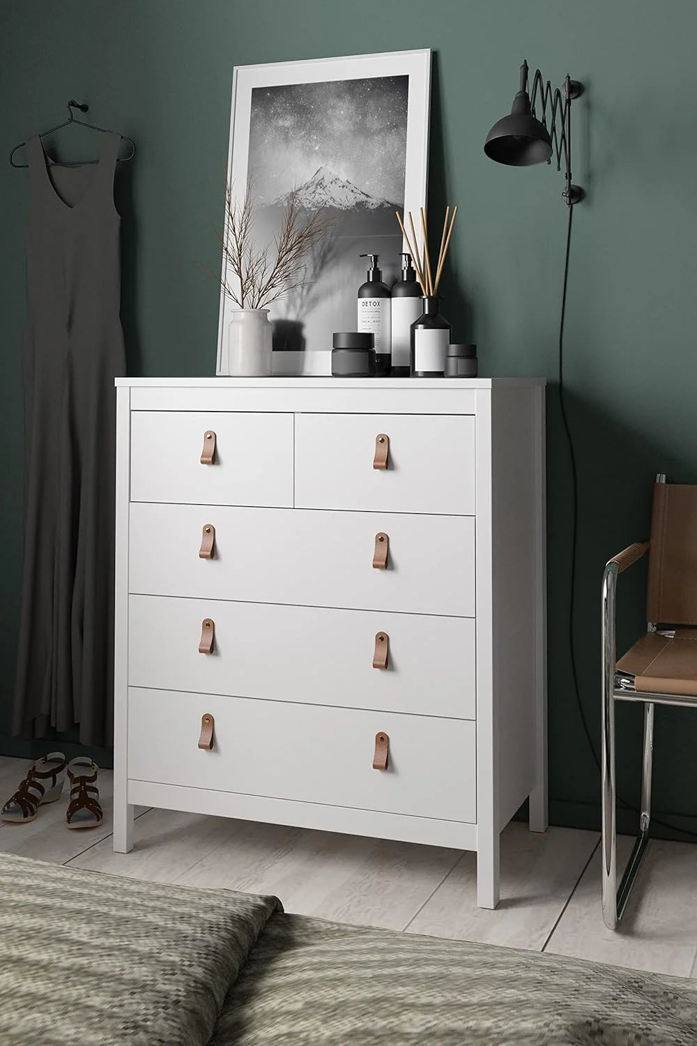 5 Drawer White Chest A2215
