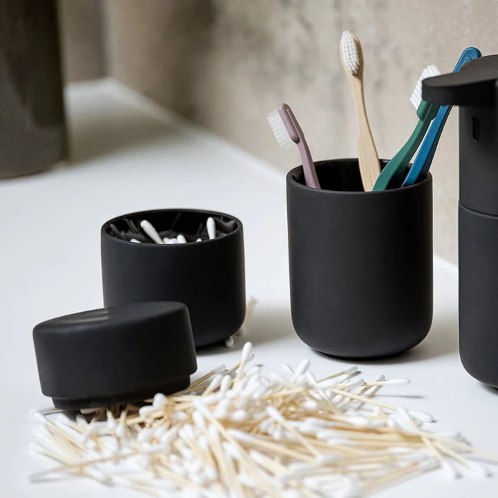 Black Toothbrush Mug C282792