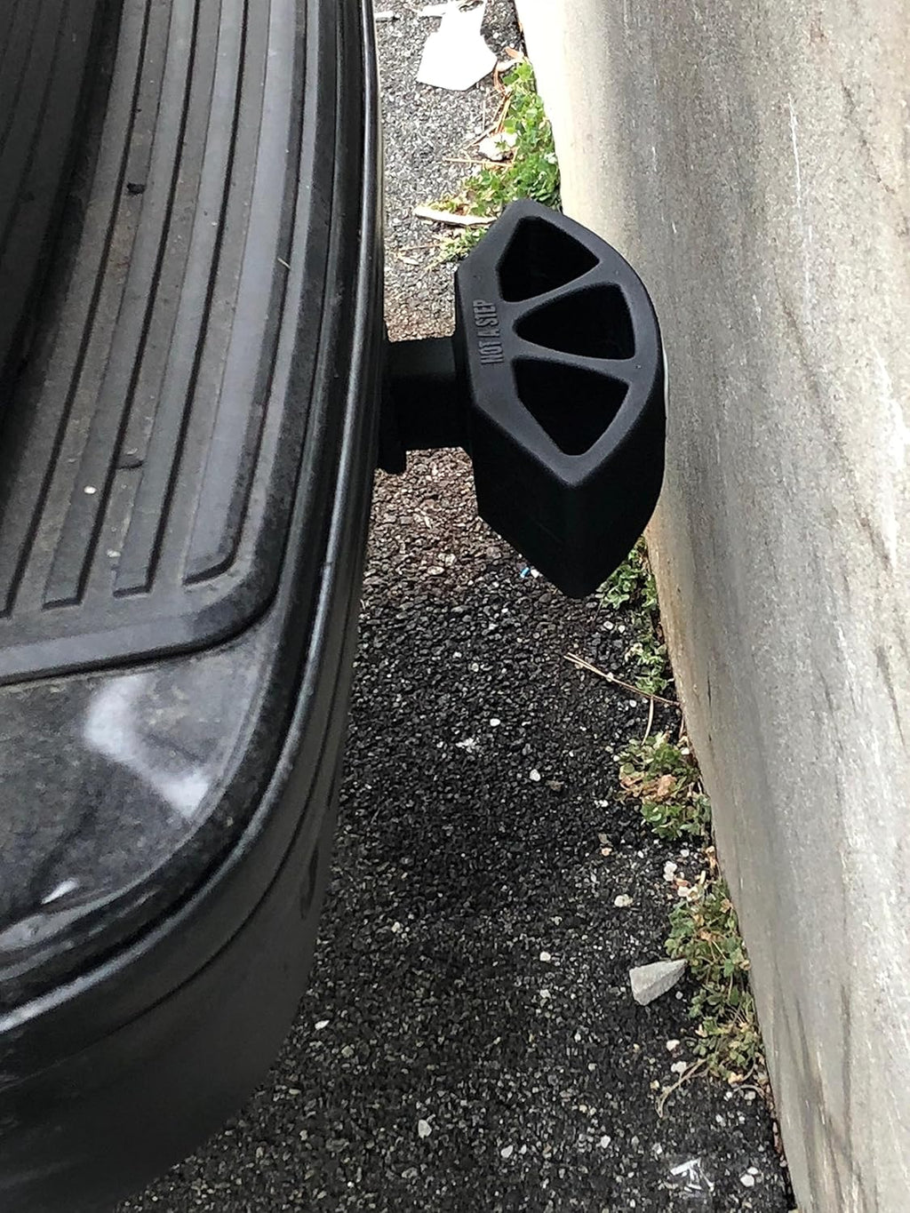 Pack of 2 Rear Hitch Mounted Rubber Bumper Guard Y3946