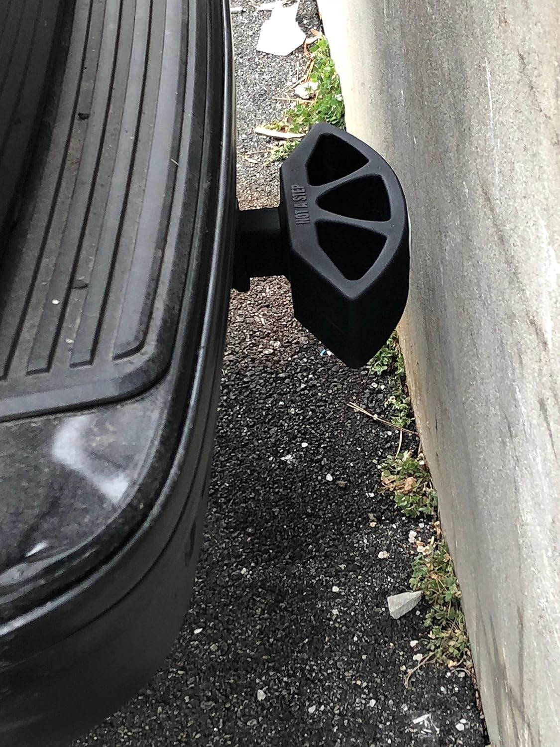 Pack of 2 Rear Hitch Mounted Rubber Bumper Guard Y3946