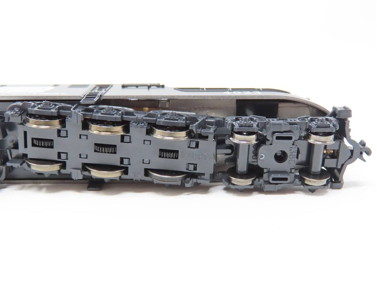 N Scale Locomotive R157759