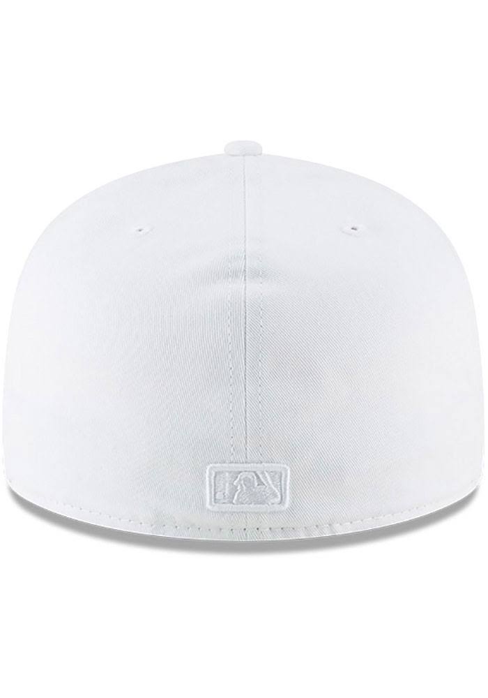 White Fitted Hat B98441