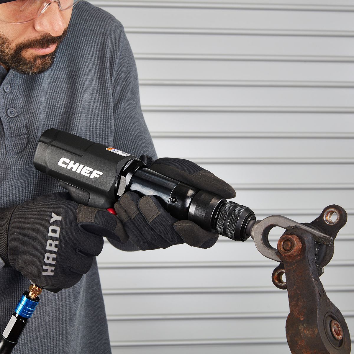 Long-Barrel Air Hammer U333