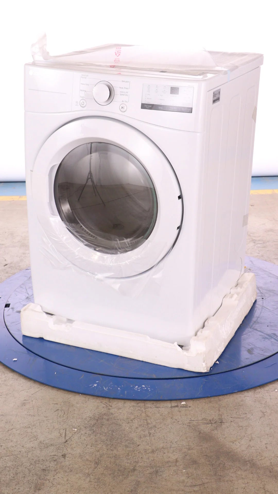 White 7.4 Cu. Ft. Electric Dryer P392